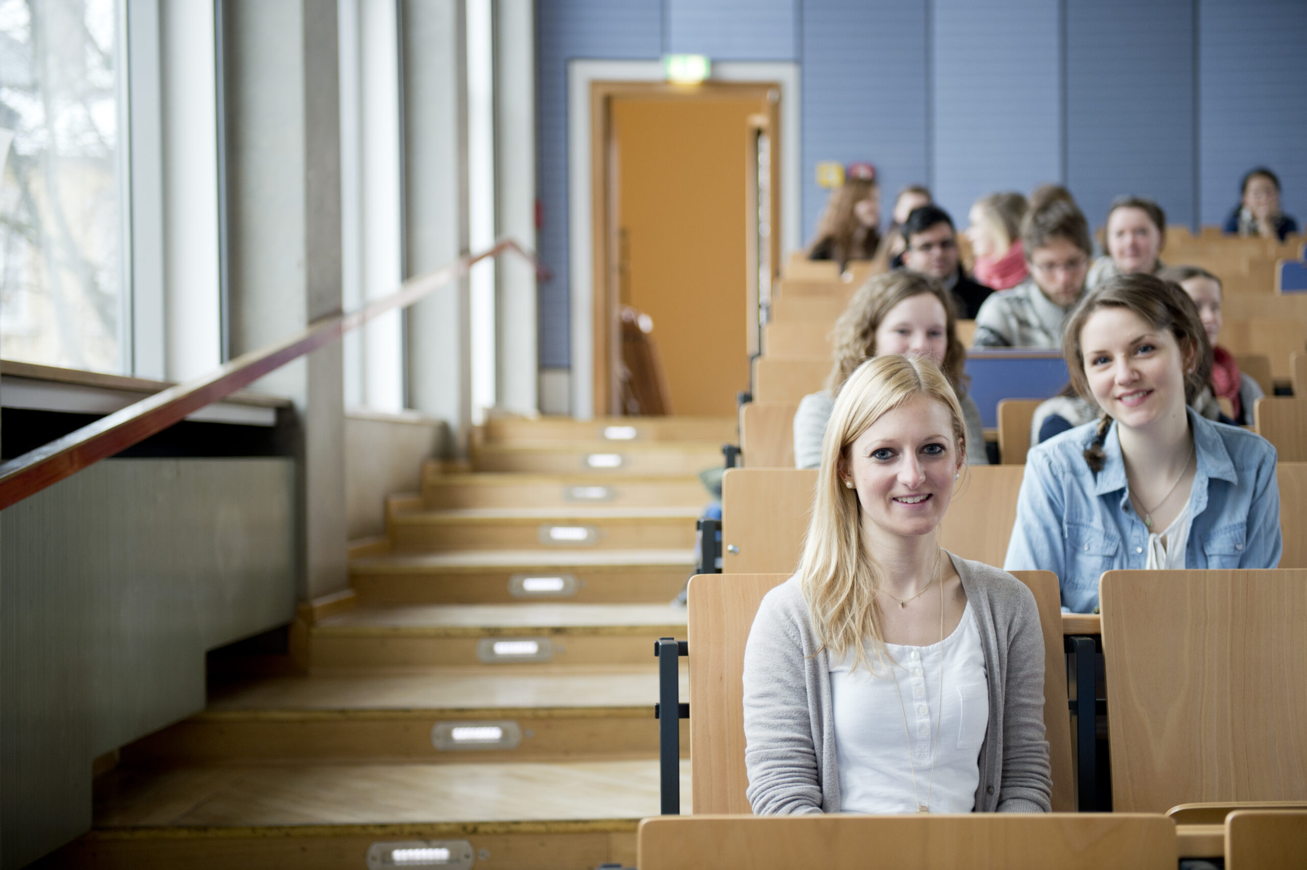 Menschen in einem Hörsaal
