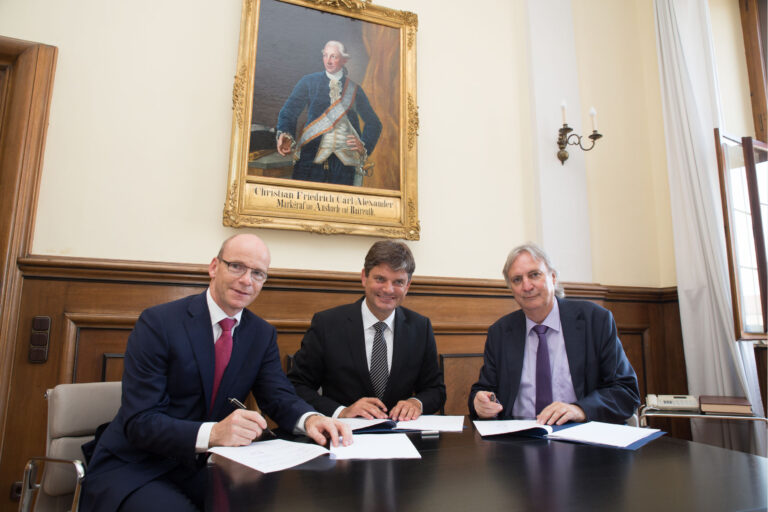 Schaeffler und FAU kooperieren