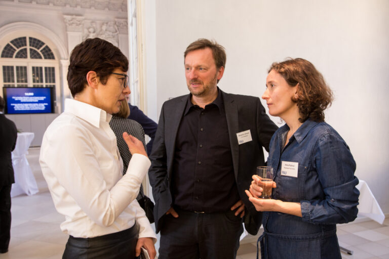 Fortschrittliche Behandlungen für seltene neurologische RASopathien