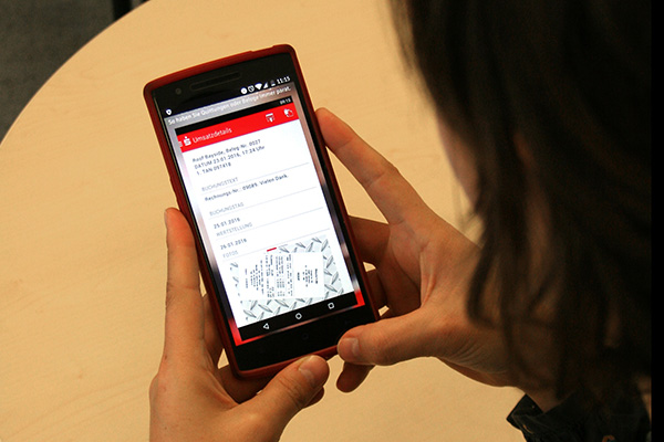 FAU und DATEV schließen Rahmenvertrag für Forschungsprojekte