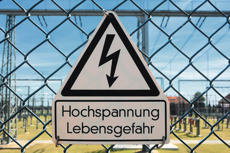 Energiewende auch mit weniger Hochspannung-Trassen möglich