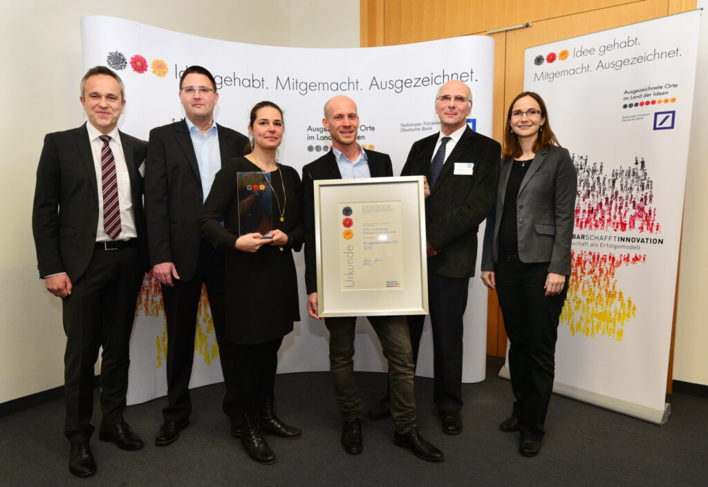 Dieter Gobernatz, Deutsche Bank, Michael Kernl, Sulzbach-Rosenberg hilft!, Adelka Niels, Fachhochschule Lübeck, Prof. Dr. Christian Zagel, FAU und Initiator 3DPro, Prof. Dr. Freimut Bodendorf, FAU, Katrin Roth, Deutschland - Land der Ideen.