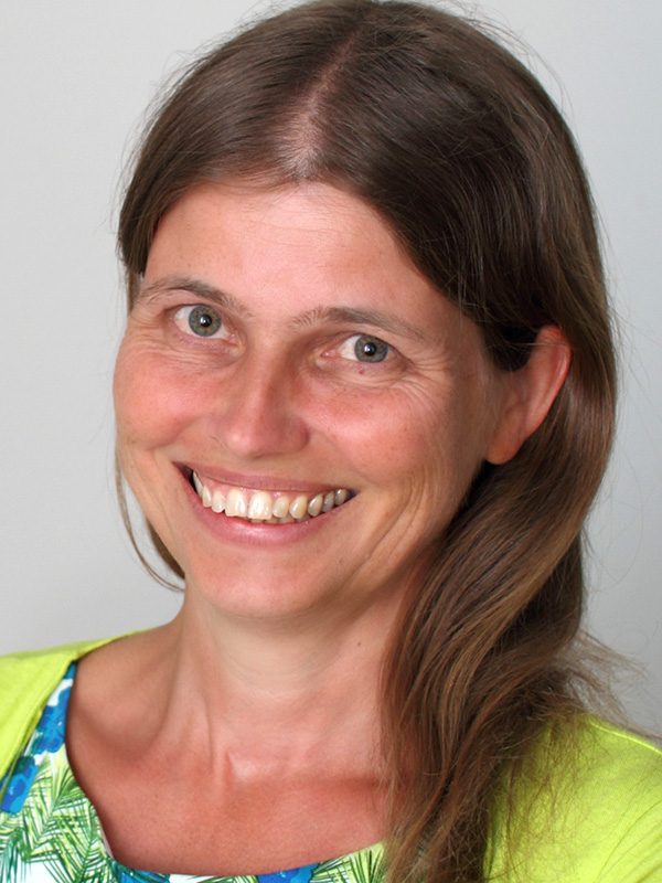 Prof. Dr. Anja Bosserhoff ist Inhaberin des Lehrstuhls für Biochemie und Molekulare Medizin. (Bild: Ingmar Henz)