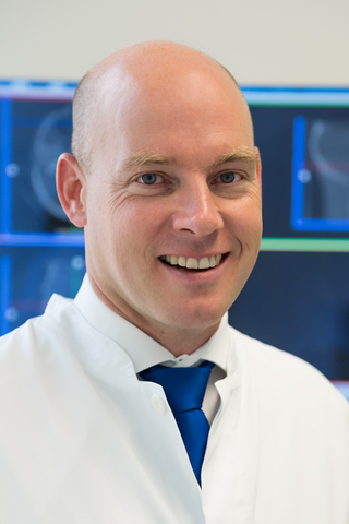 Gesichtsrekonstruktionen nach Tumorerkrankungen vorantreiben