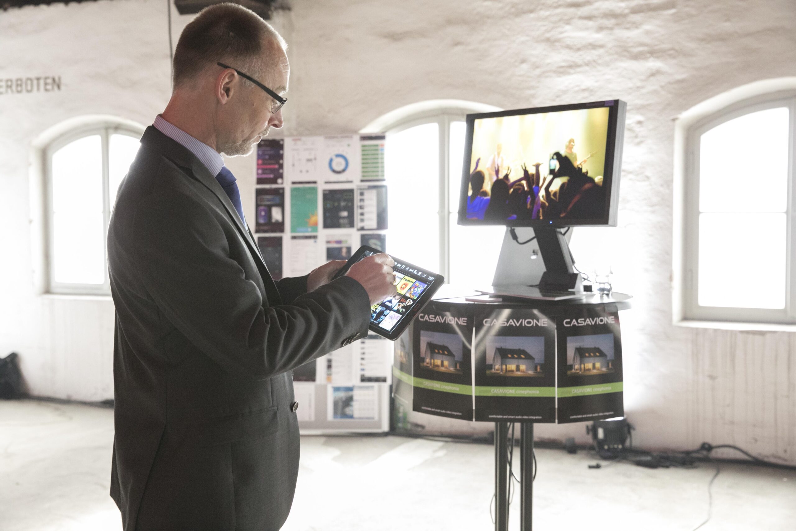 Technik ausprobieren mit Tablet