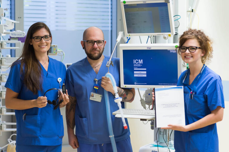 Vertraute Stimmen im Ohr