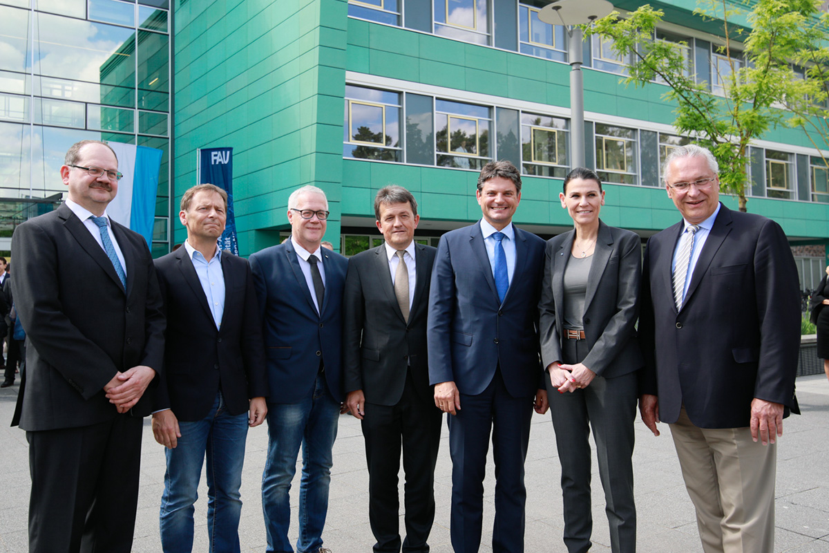 Einweihung Gruppenfoto