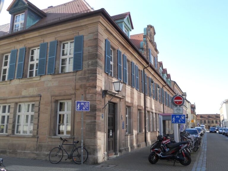 Bildergalerie und Interview: 10 Jahre FAU Welcome Centre