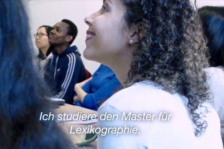 Video: Der europäische Master für Lexikographie