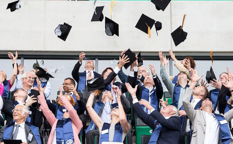 Feiern Sie mit Ihrer FAU-Familie