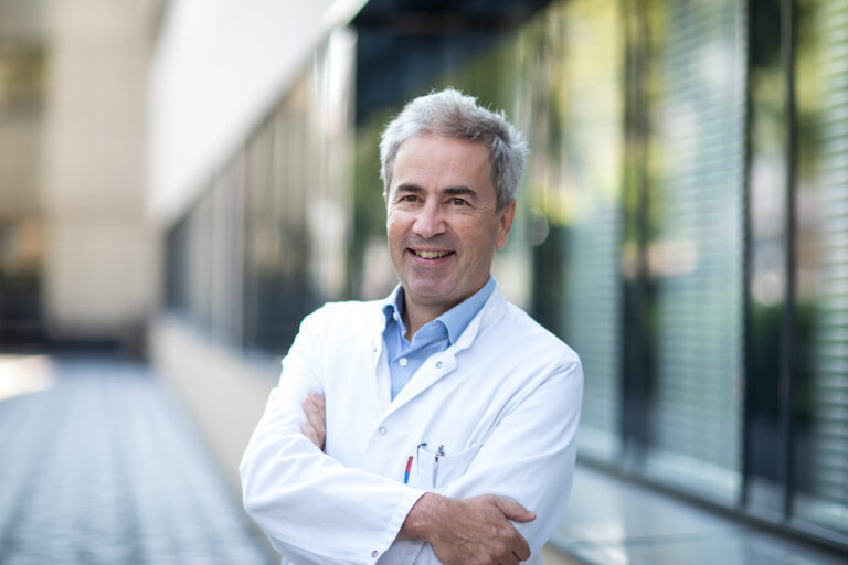 Vom Geist der Forschung: FAU-Botschafter Günter Weiss