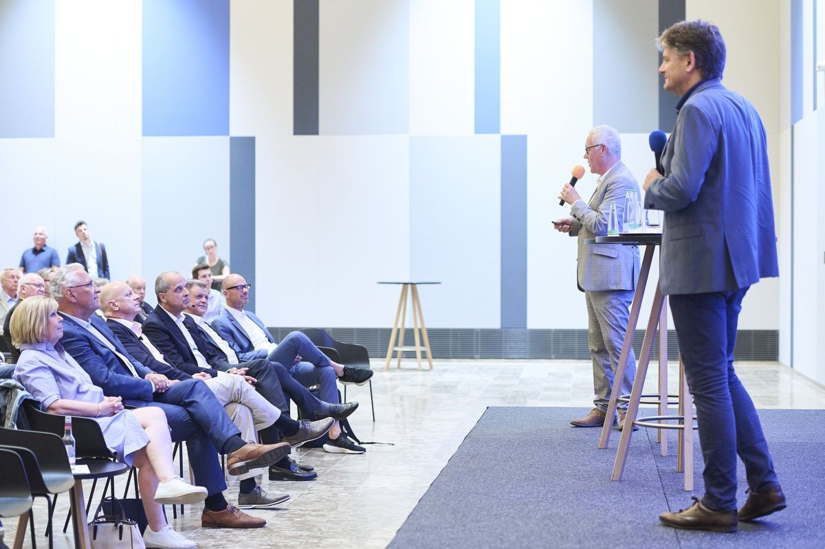 Informationsrundgang-Siemens-Campus