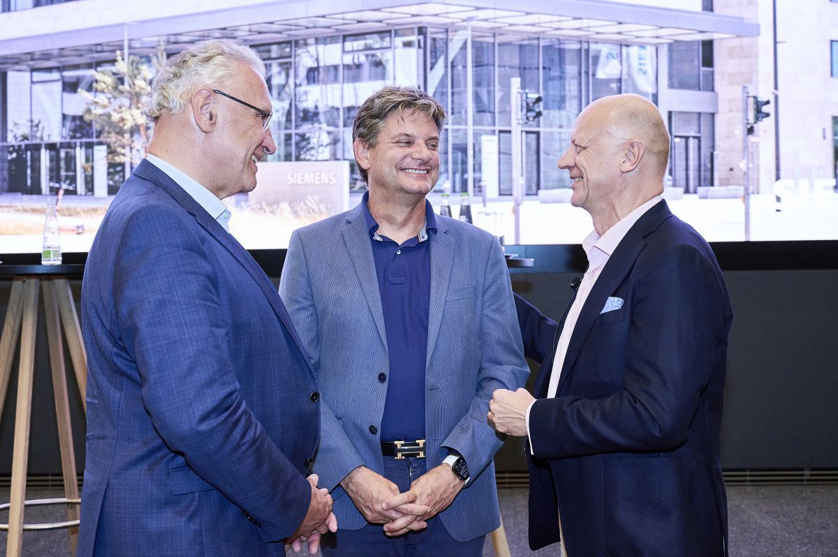 Informationsrundgang-Siemens-Campus