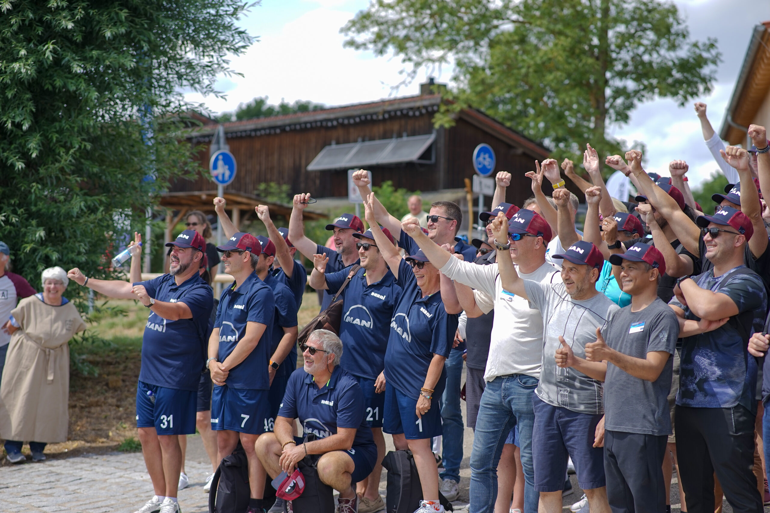 FAU-Römerboot: Besuch von MAN