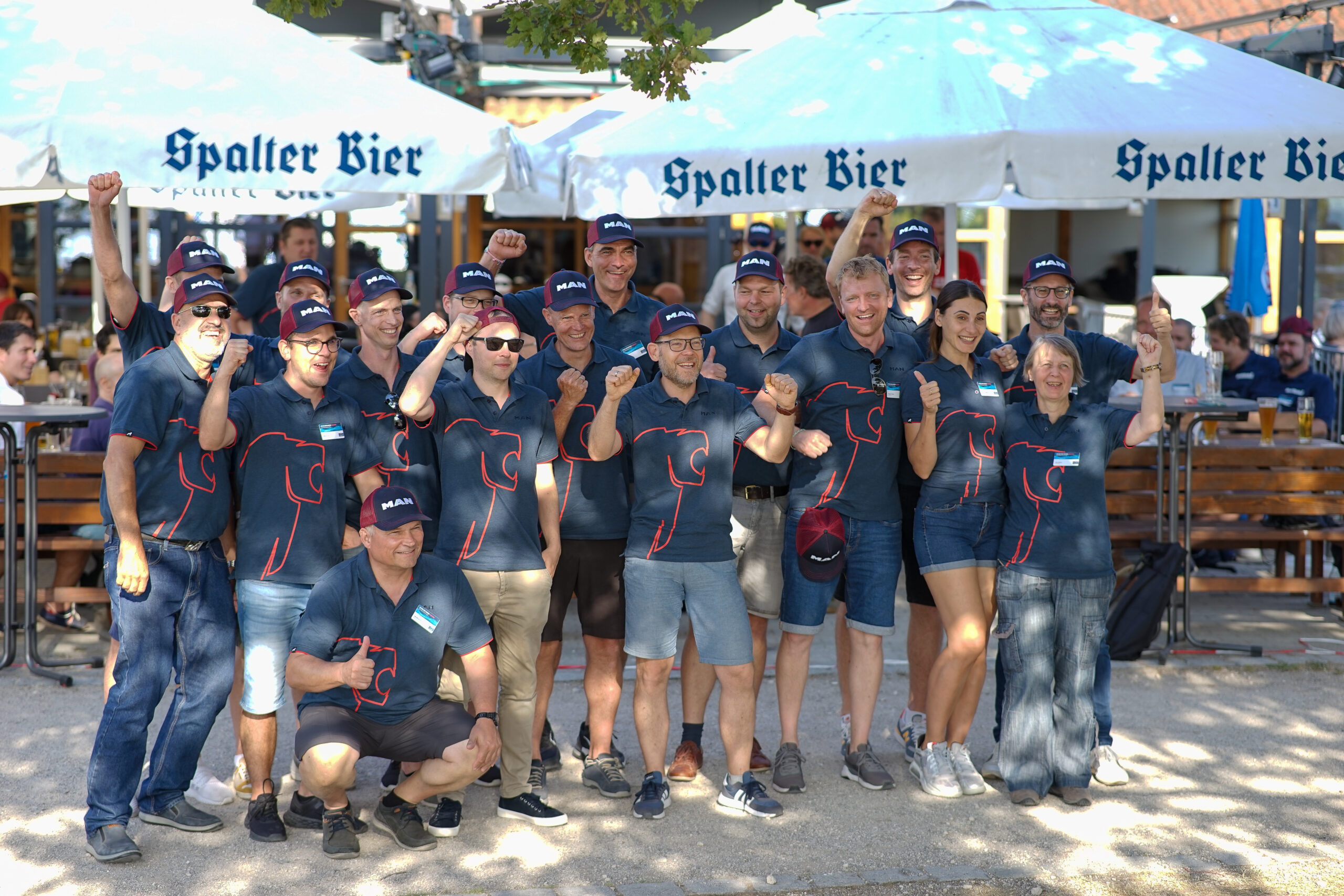 FAU-Römerboot: Besuch von MAN