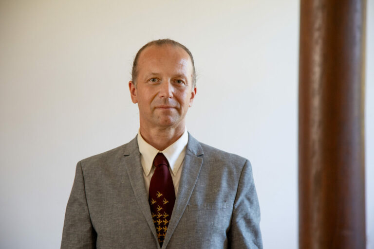 Neu an der Uni: Prof. Dr. Luca Ghiringhelli