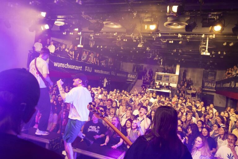 FAU Wunschkonzert 2024: Video und Bildergalerie