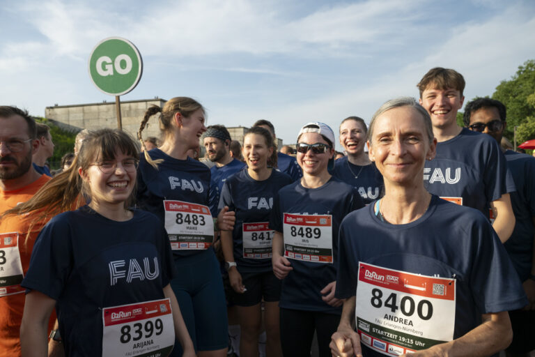 FAU am Start beim B2Run in Nürnberg