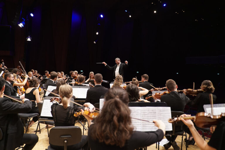 Universitätsorchester Erlangen: Konzert am 26. Januar