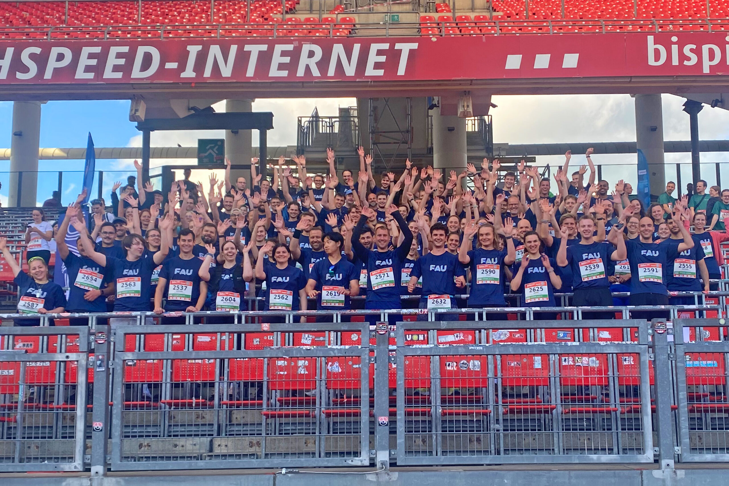 Zelte auf dem B2run-Event im Stadion