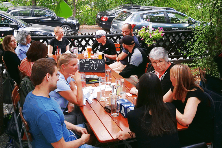 Ein Abend im Biergarten als Dank für unsere Alumni