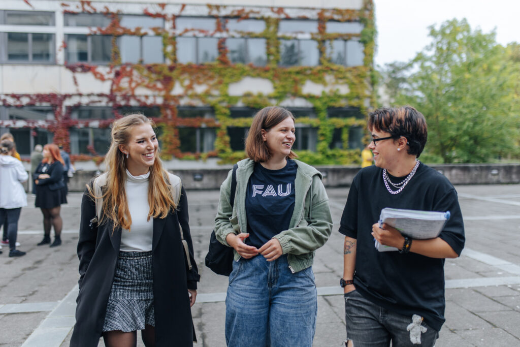 Studierende im Gespräch