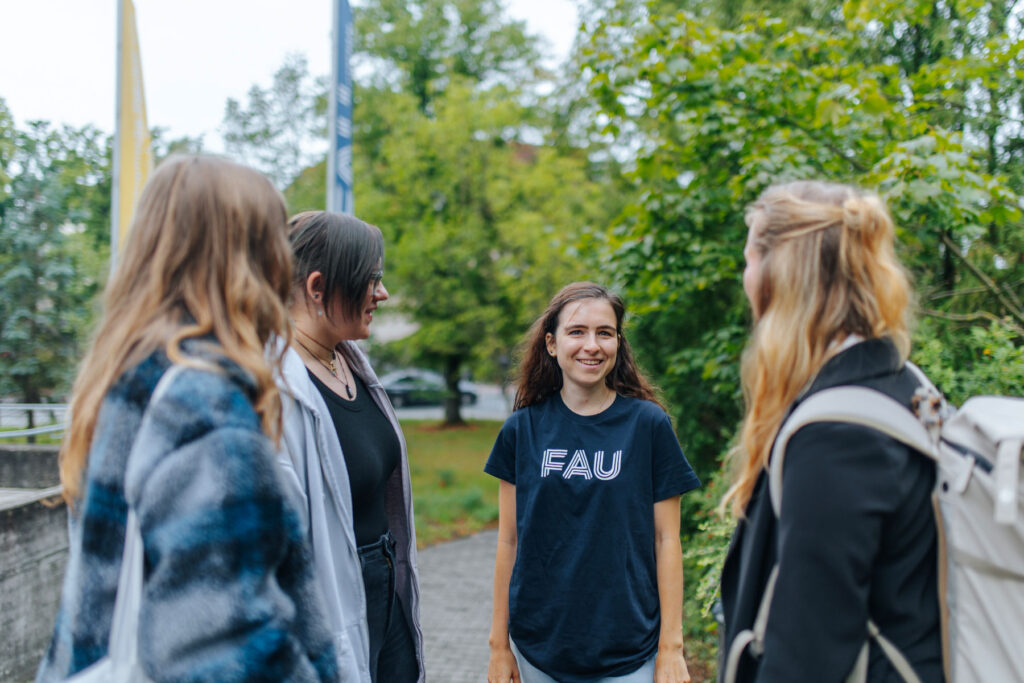 Studierende im Gespräch