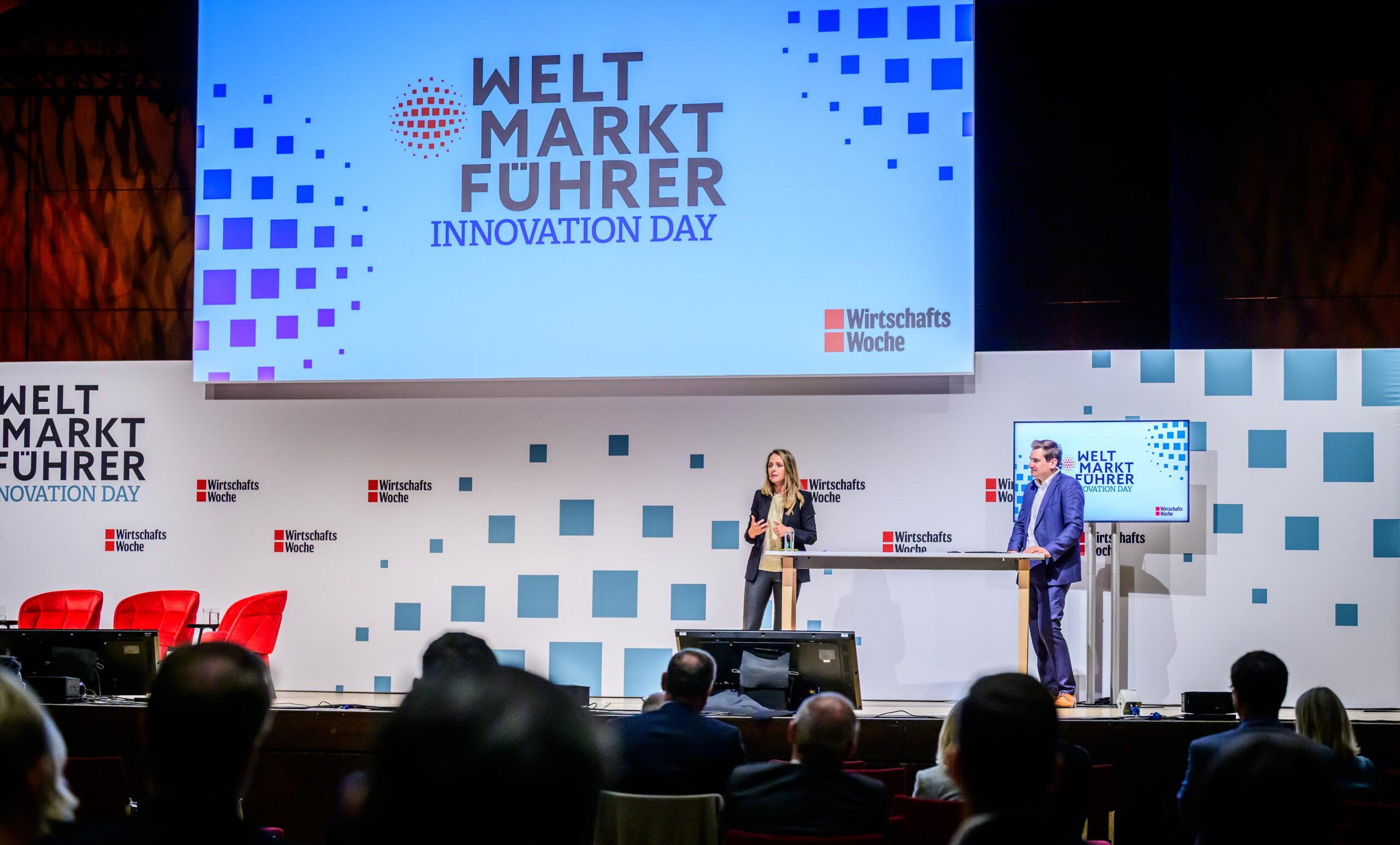 Weltmarktführer Innovation Day, 25. September 2025, im Bild v.l. Dr. Kristina Wagner Chief Technology Officer|Chief Digital Officer – OHB SE, Andreas Menn, WirtschaftsWoche