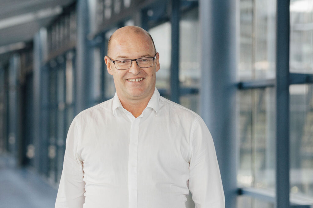 Foto von Georg Schett, Vizepräsident Research der FAU.