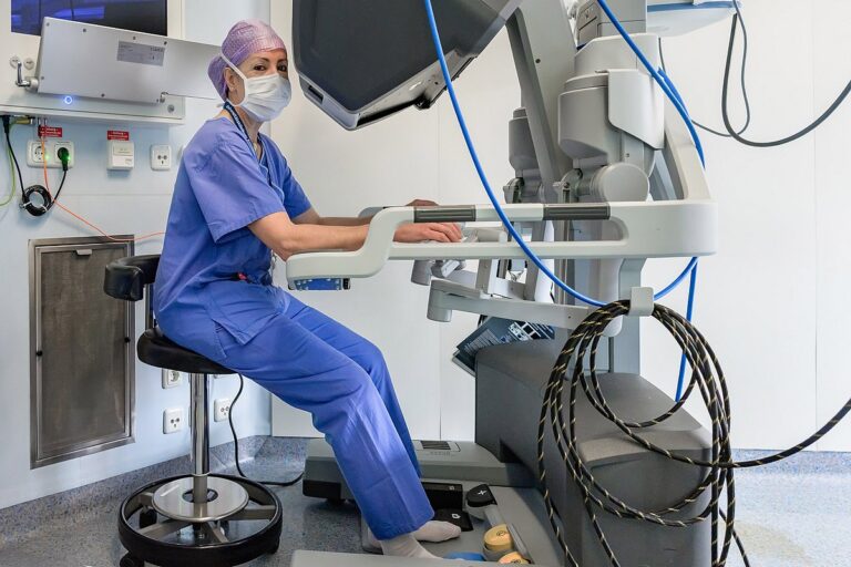 Große Präzision für kleine Patient/-innen