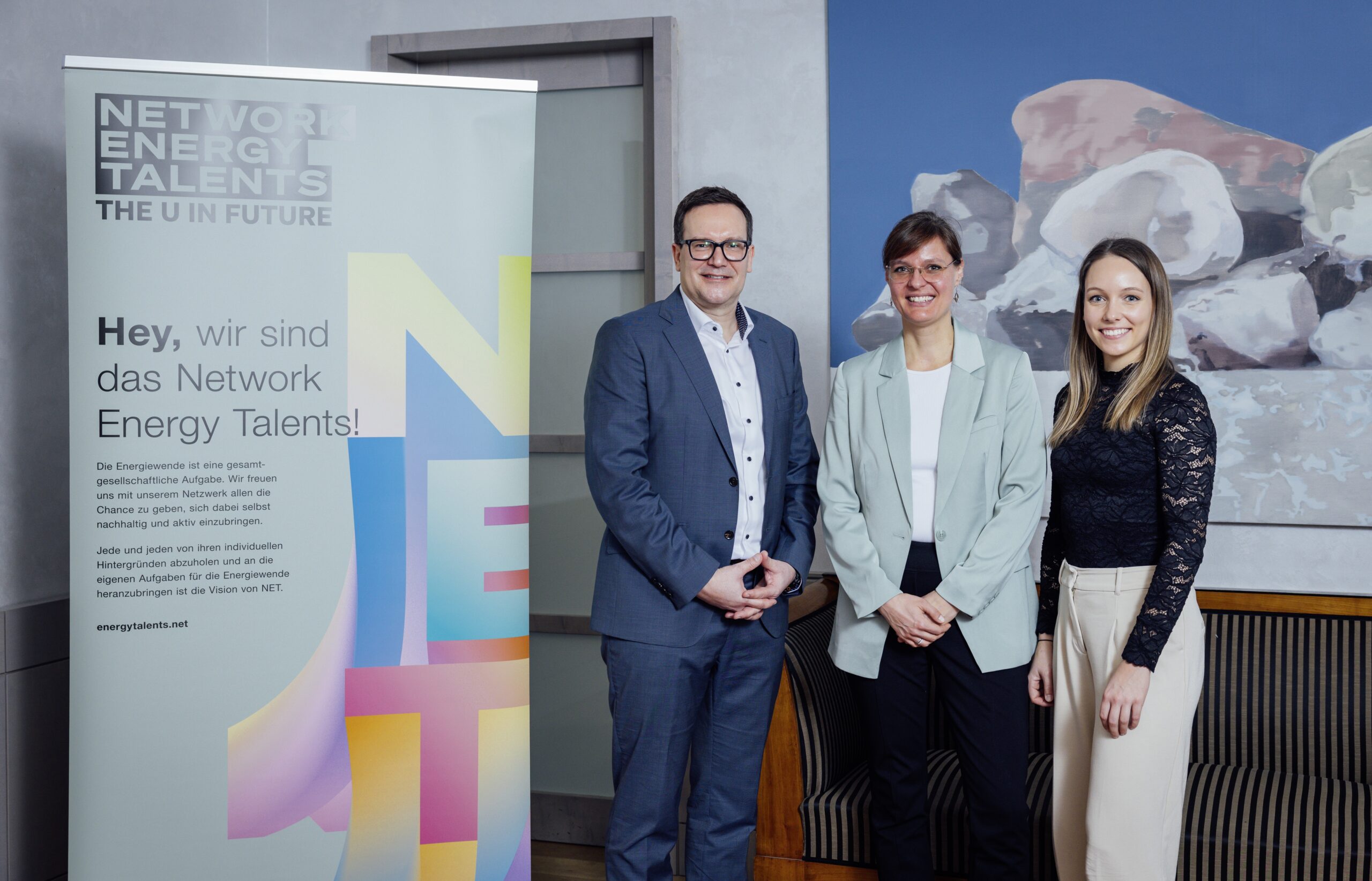 Vorstand des Network Energy Talents e. V. (v.l.n.r.): 1. Vorsitzender Sven Kretzschmar (SachsenEnergie), stellvertretende Vorsitzende Wibke Rauh(50Hertz), Schatzmeisterin Annika Wurster (TenneT Germany)