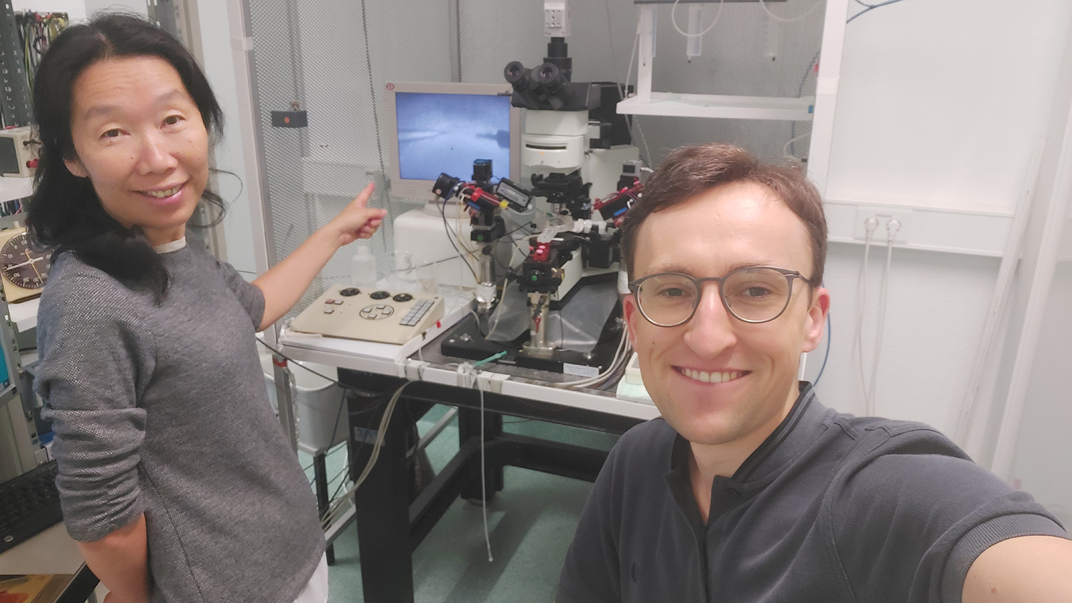 Forschen an Kryokonservierung: Dr. Fang Zheng und Dr. Alexander German