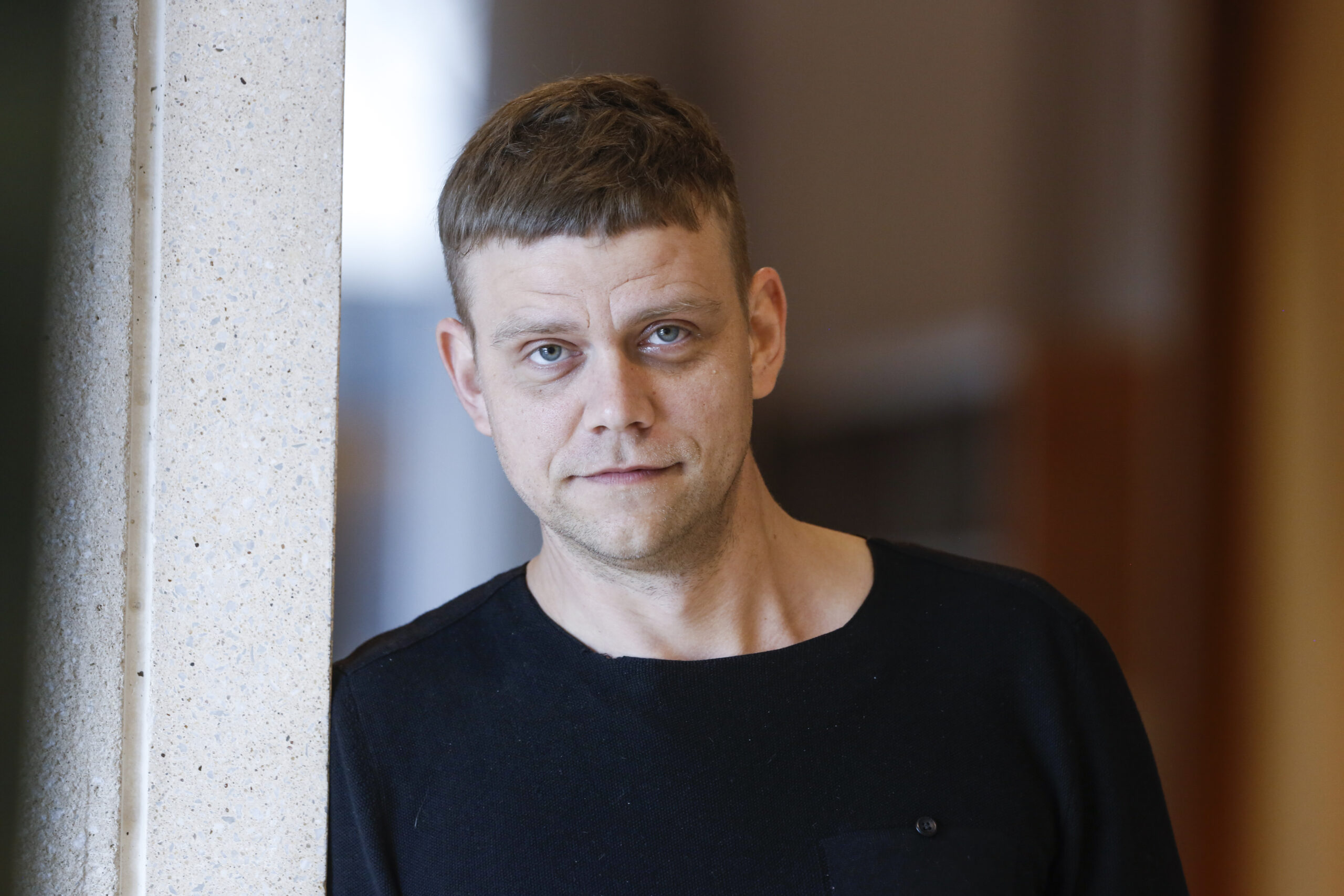 FAU-Forscher Prof. Dr. Nicolas Engel, Lehrstuhl für Pädagogik mit dem Schwerpunkt Organisationspädagogik.